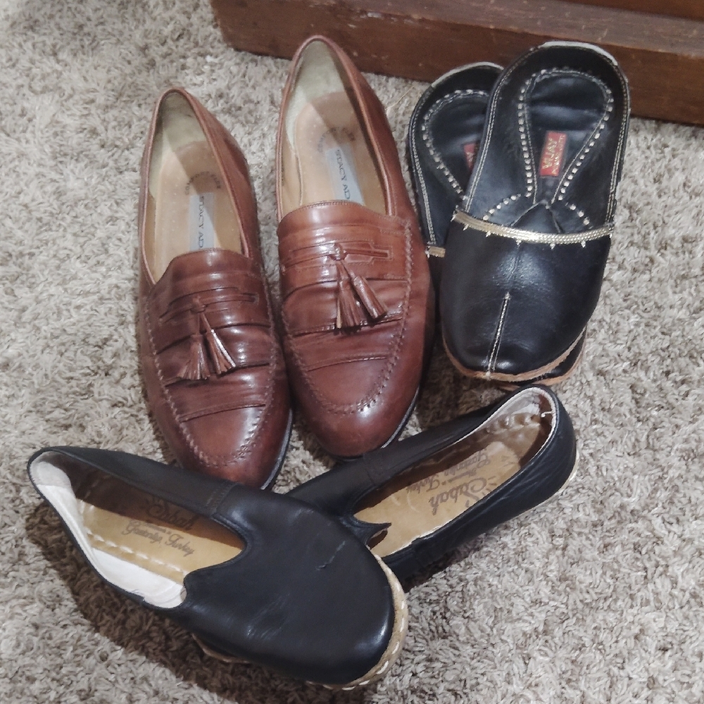Classic Brown and Black Tassel Loafers